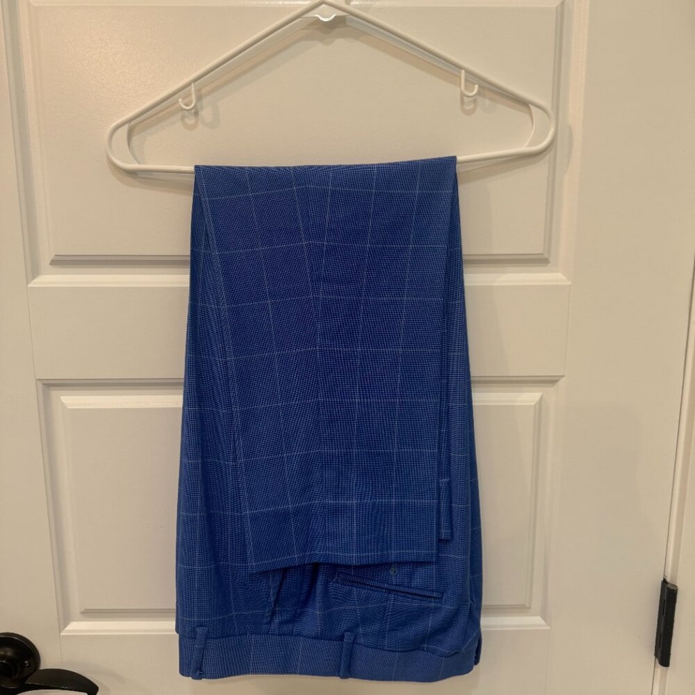 EUC - Tommy Hilfiger Boys TH-Flex Stretch Suit w/set of shirts, Size: 14 & 18 - Picture 4 of 9